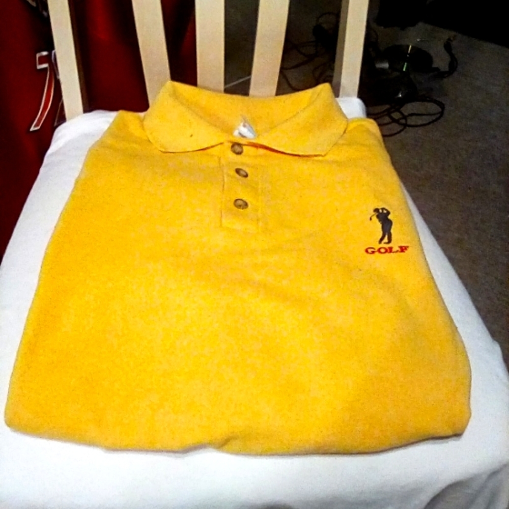 Golf polo  made in Canada 100 % cotton And Pollyester